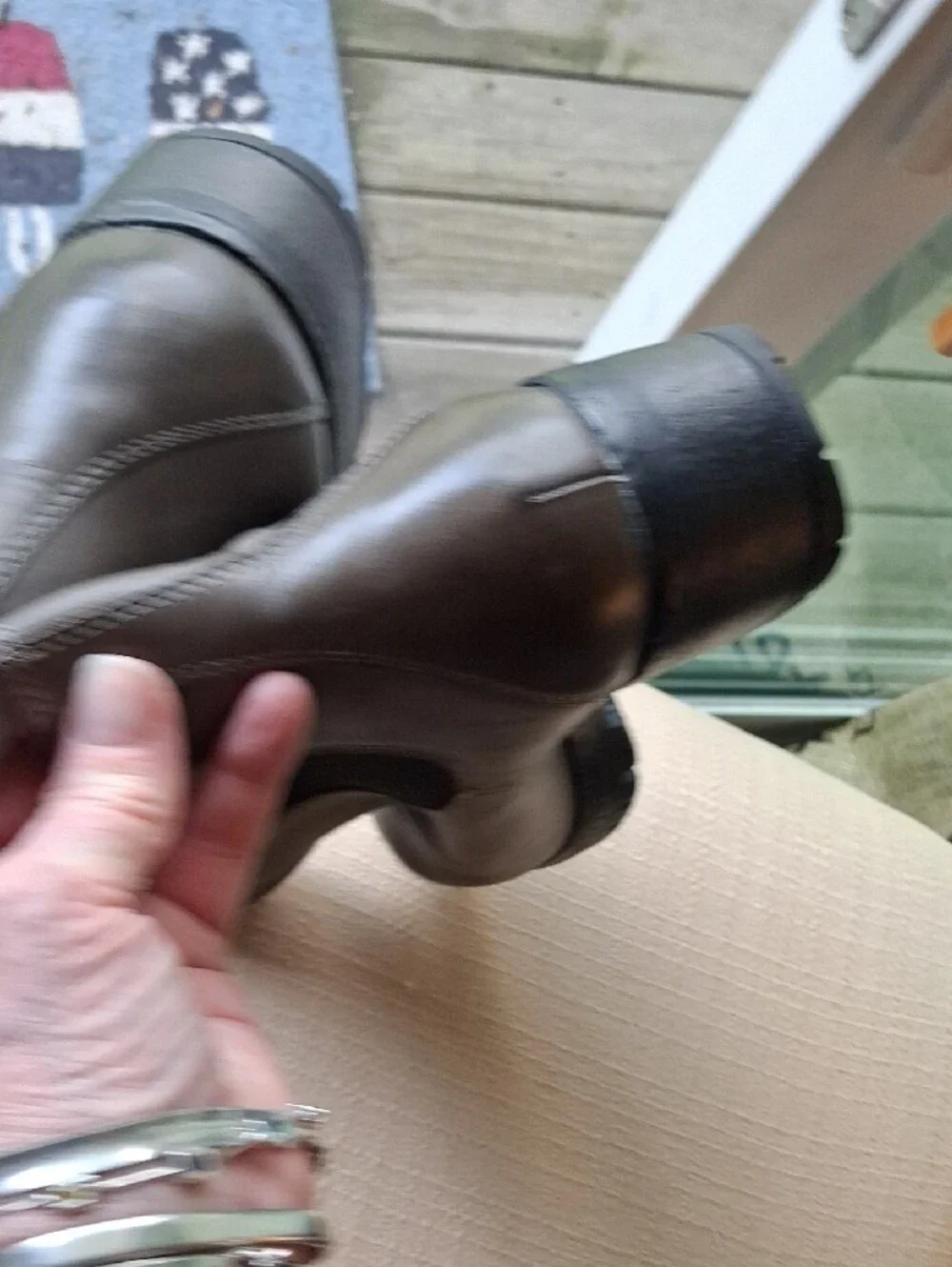 Salvia Slip-On Boots - Classic Casual Style 42